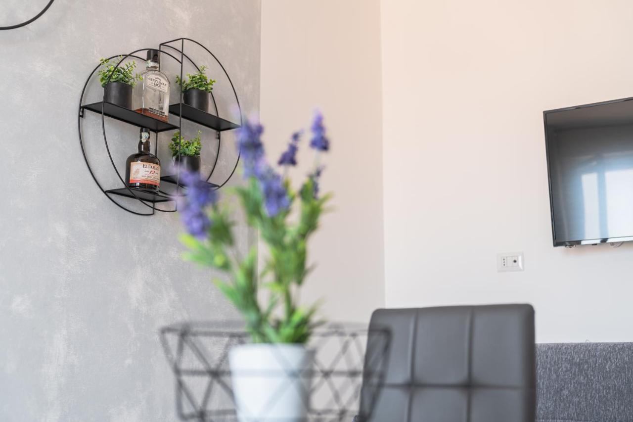 Almi - Guest Apartment Порто Торес Екстериор снимка